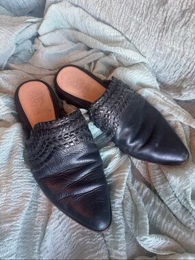 Vince Camuto Black Woven Leather Pointed Slip-On Mules